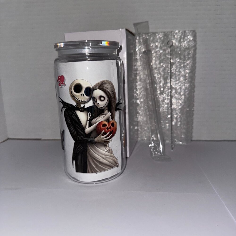 Halloween Wedding Themed 16 Oz Plastic Cup With Love Hearts, damaged